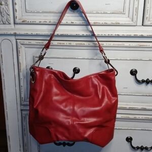 NWOT Bueno Red vinal and nylon purse bag